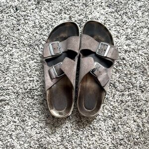 purple/maroon birkenstocks